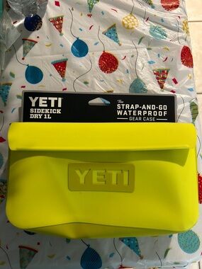 Yeti Sidekick Dry 1L Gear Case - Neon Yellow